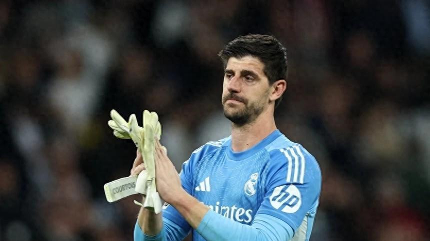 开云体育app下载-库尔图瓦长传助巴尔韦德破门,加冕欧冠历史“助攻王”门将