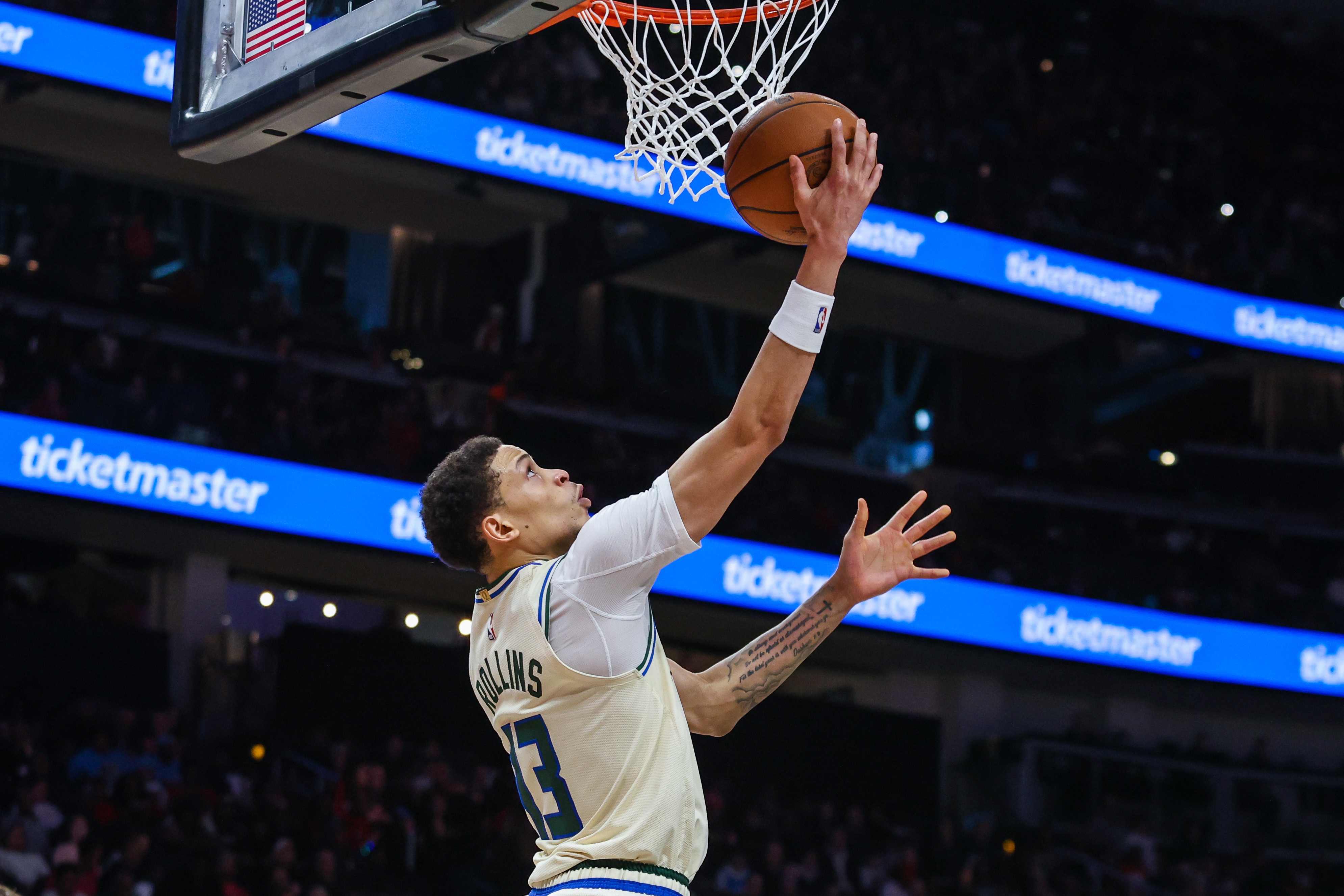 开云网址-罗林斯:失利让人沮丧 但我们还是得想办法把它挺过去